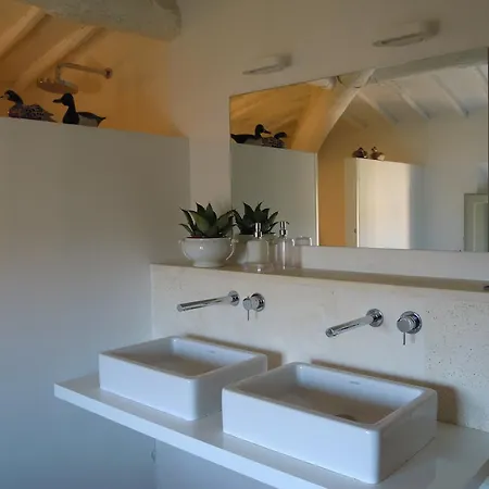 Caprera 乡村民宿 *